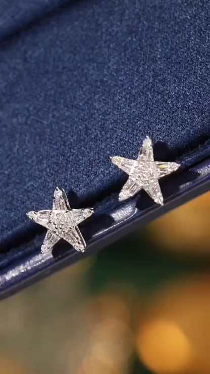 18k Gold Earrings in Star Shape, Inlaid with a 0.46ct Natural Diamond