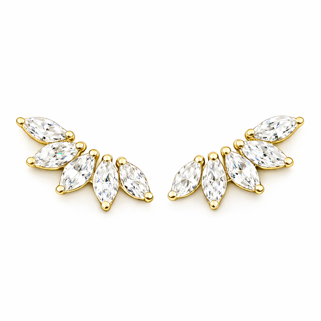 18k gold diamond earrings, featuring a natural diamond of 0.50 carats in a marquise cut.