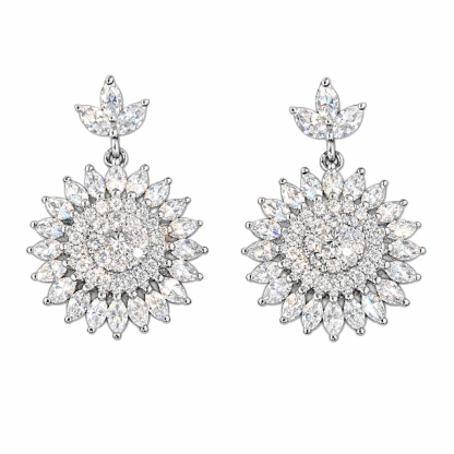 18k gold diamond earrings, featuring a natural diamond of 1.60 carats in a marquise cut.