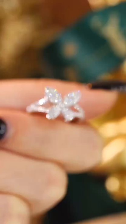 18k Gold Ring, Butterfly Design, Inlaid with 0.56ct Natural Diamond