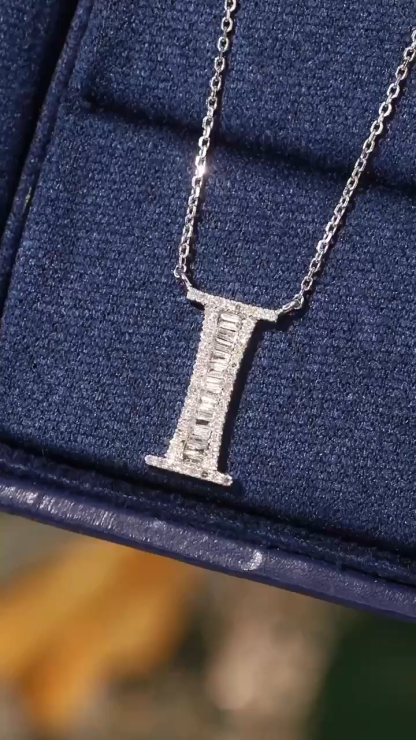 18k Gold Necklace with the Letter "I" Inlaid with 0.29ct Natural Diamond