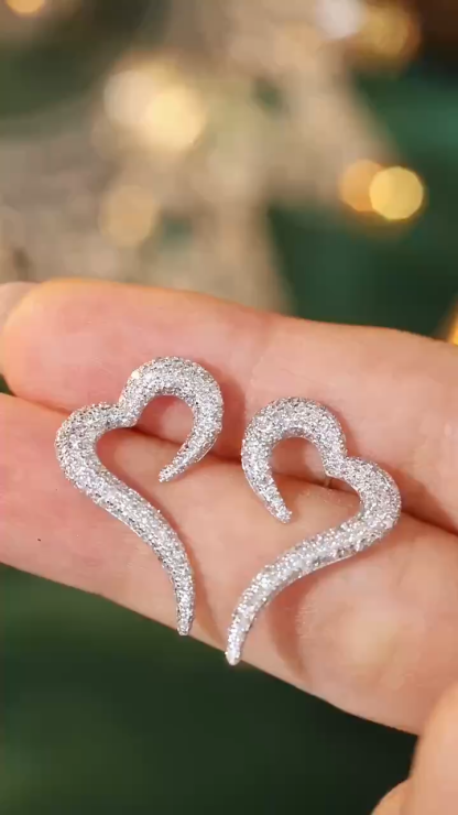 18k gold earrings set with 1.22ct natural diamond