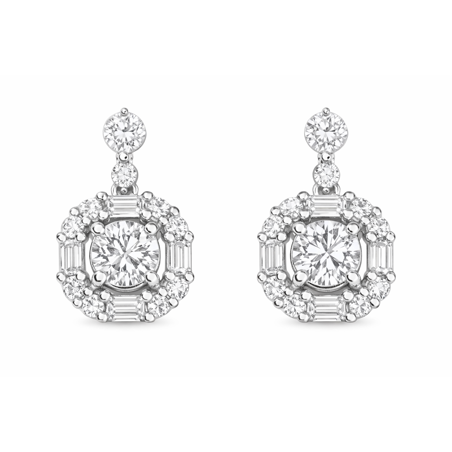 18k Gold Earrings Studded with a 0.74ct Natural Diamond