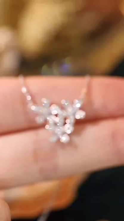 18k Gold Necklace with Flower Design, Natural Diamond 0.40ct