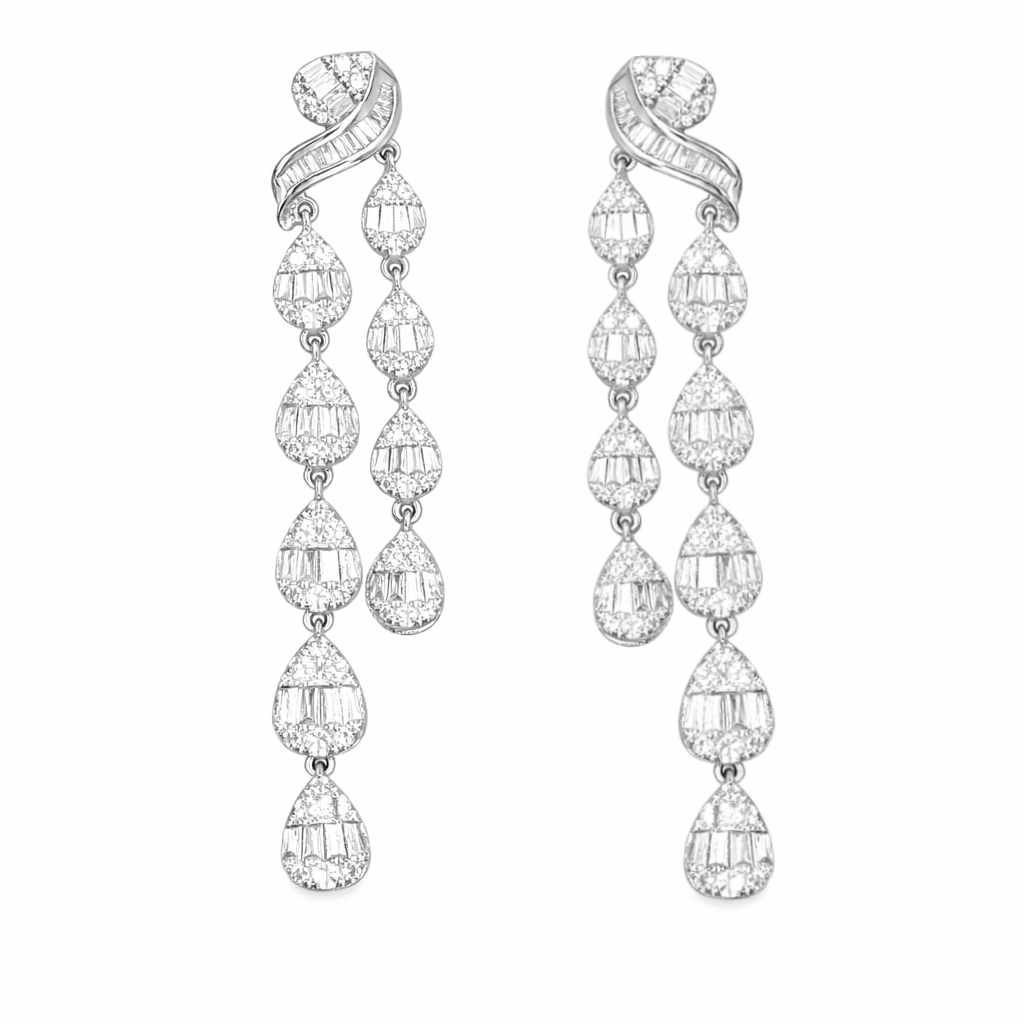 18k Gold Earrings, Studded with 1.40ct Natural Diamond 