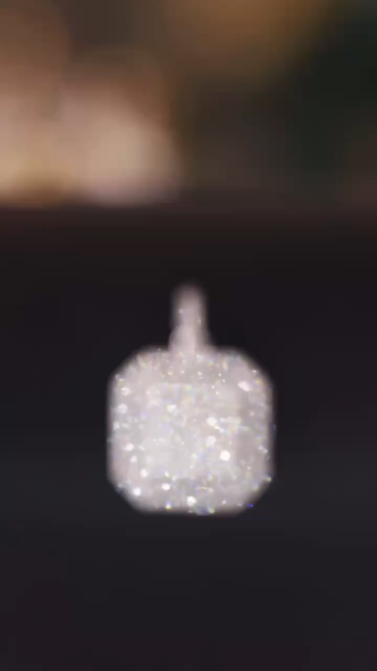 18k Gold Pendant with 0.40ct Natural Diamond（Does not include chain.）