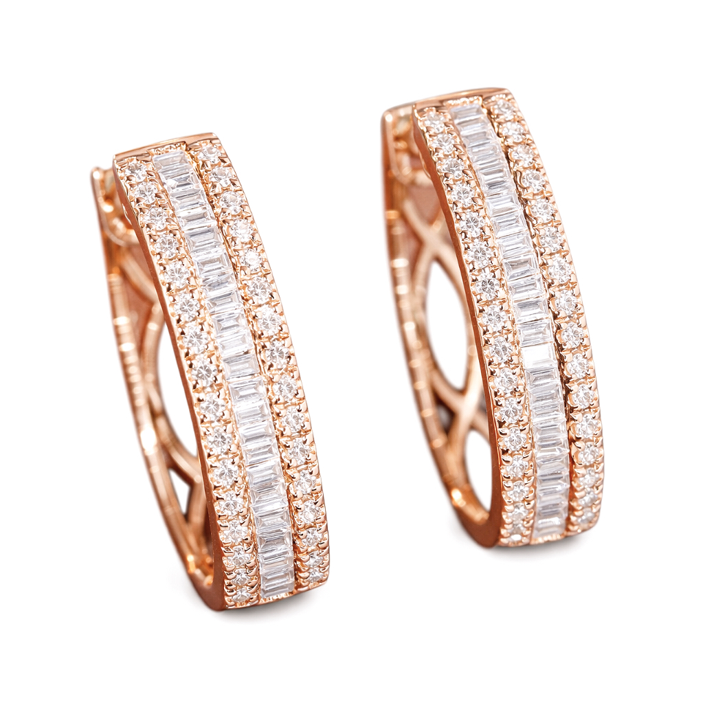 18k Gold Earrings, Studded with 0.80ct Natural Diamond 