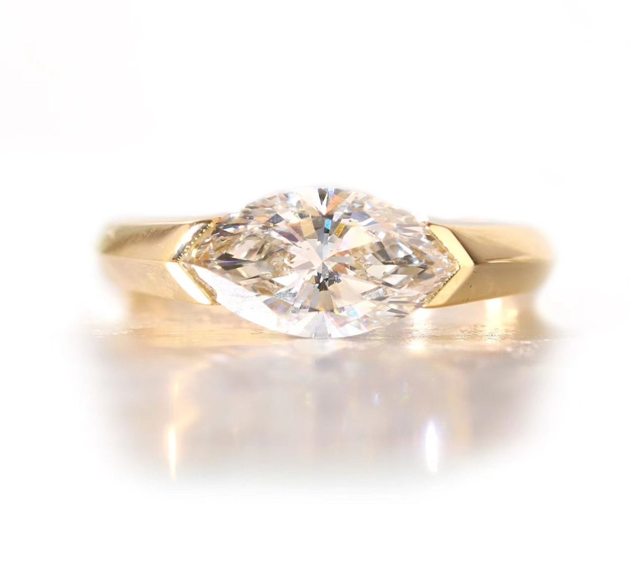 10K Gold Lab-Grown Marquise Diamond Ring (2ct), Bezel Craft Sparkling Durable Ring for Women