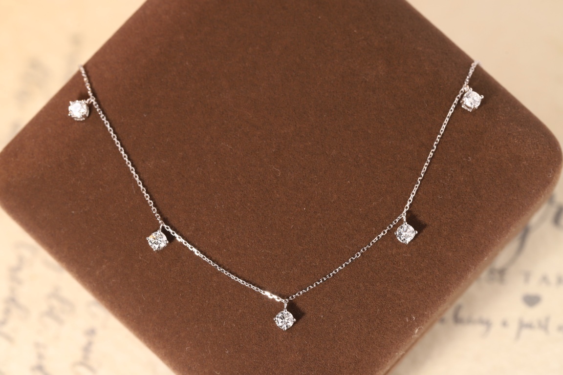 10Kgold Elegant Sparkle · 1ct Five-Stone Lab Grown Diamond Necklace
