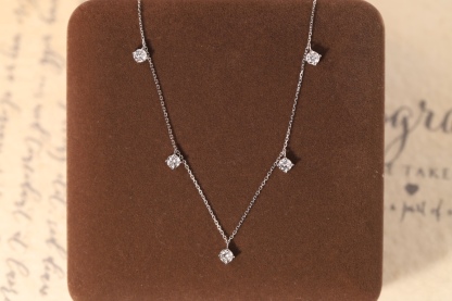 10Kgold Elegant Sparkle · 1ct Five-Stone Lab Grown Diamond Necklace