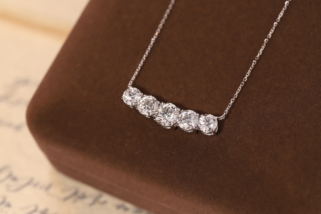 10K gold Smiling Radiance · 3.40ct Lab Grown Diamond Five-Stone Necklace