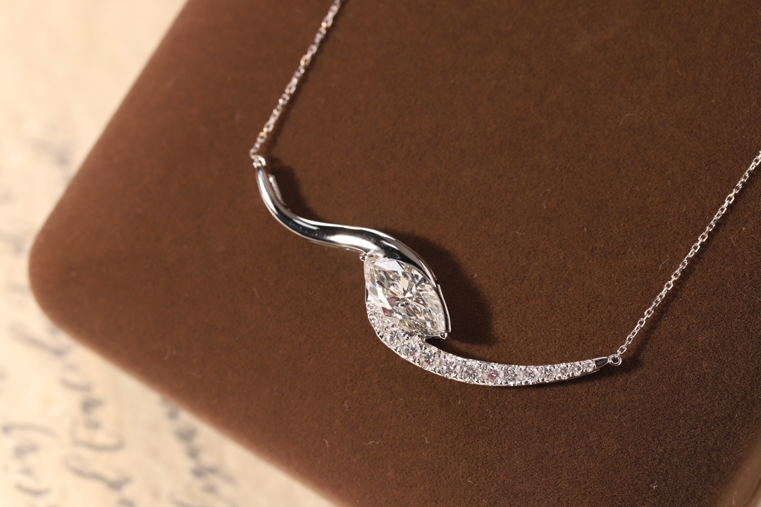 10K gold Timeless Glow · 1ct Marquise Cut Diamond Necklace with 0.30ct Side Stones