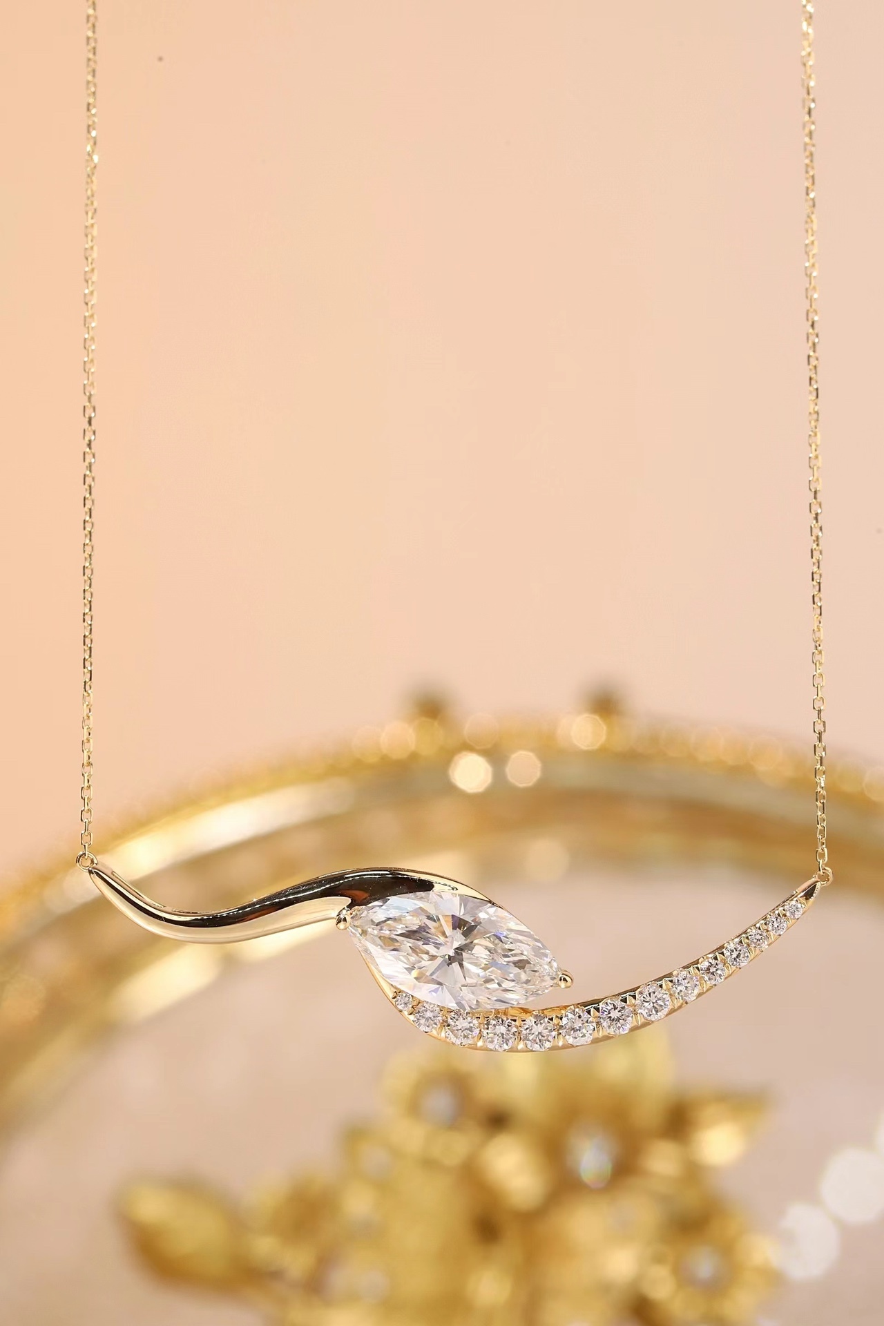 10K gold Timeless Glow · 1ct Marquise Cut Diamond Necklace with 0.30ct Side Stones