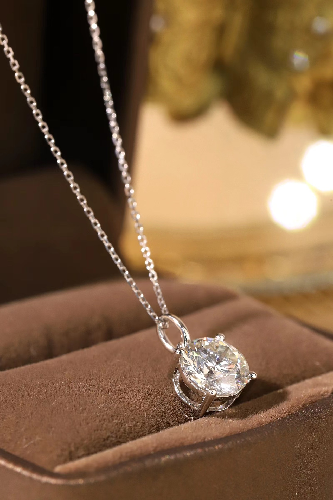10k gold Pure Brilliance · 1ct Round Cut Lab Grown Diamond Necklace