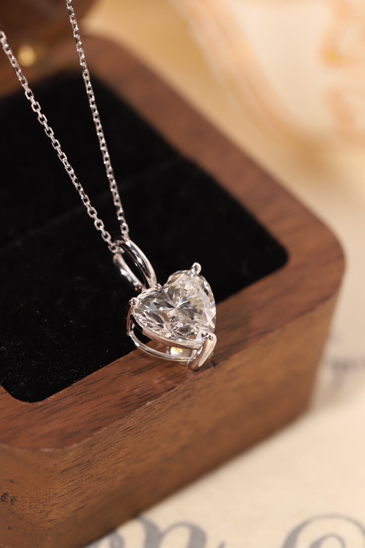 10k gold Heart of Love · 1ct Lab Grown Heart Cut Diamond 3-Prong Necklace