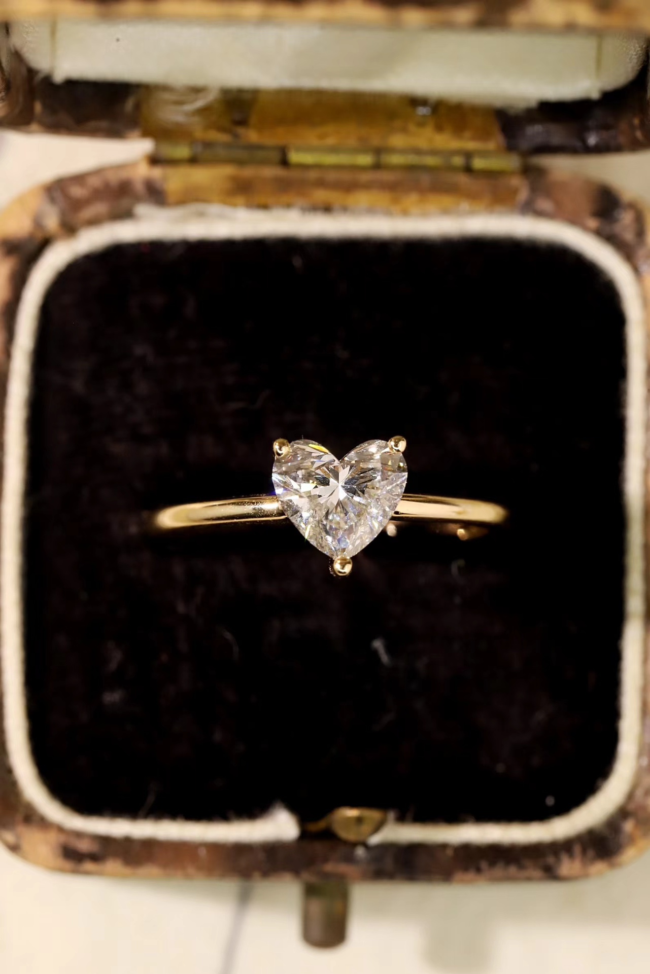 10K Gold Pure Heart · 1ct Heart Cut 3-Prong Set  Lab Grown Diamond Ring