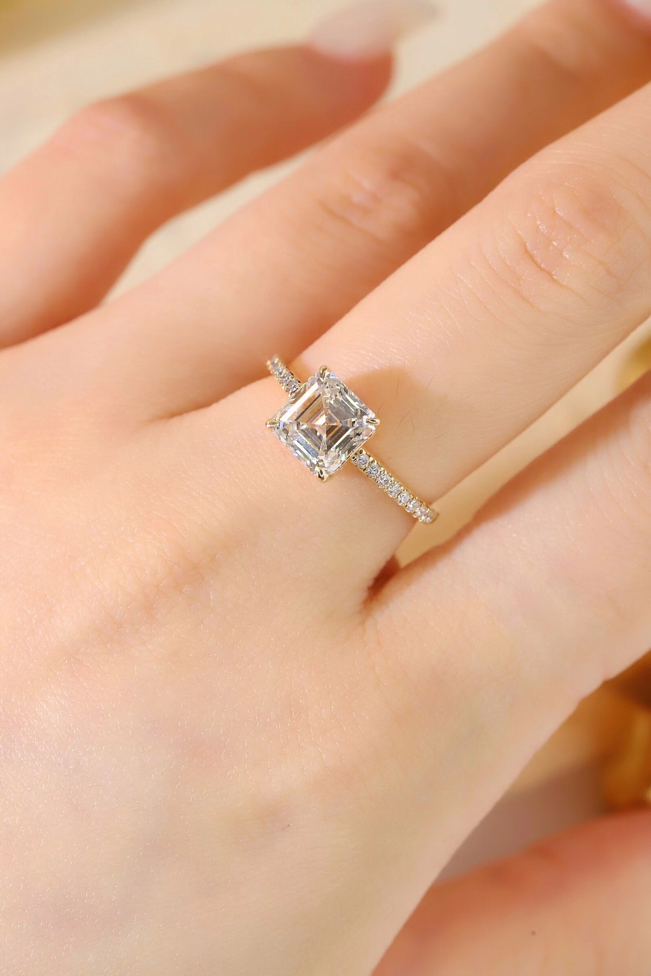 10K Gold 1ct Antique Engraved Floral Engagement Ring