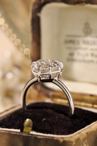 10K Gold Pure Love · 8-Prong Heart Cut 3ct Lab Grown Diamond Ring