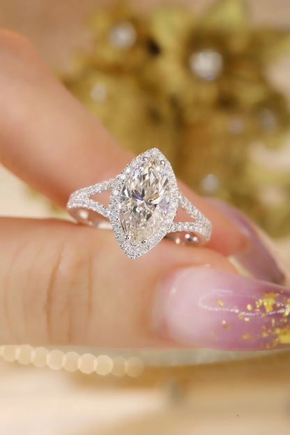 Classic Design + Maximum Shine: 3.00ct Lab-Created Marquise | 10K Gold Four-Prong + 0.40ct