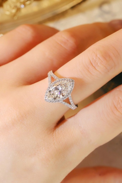 Classic Design + Maximum Shine: 3.00ct Lab-Created Marquise | 10K Gold Four-Prong + 0.40ct