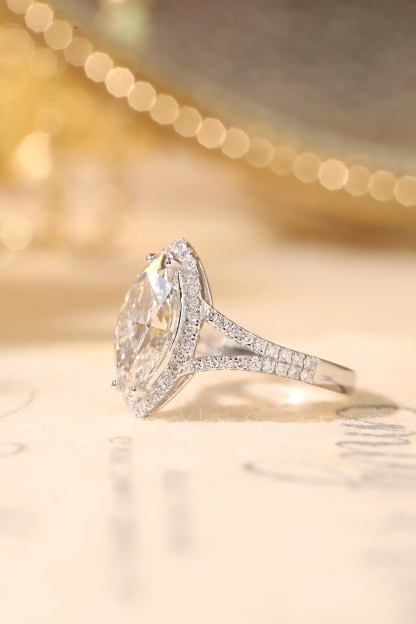 Classic Design + Maximum Shine: 3.00ct Lab-Created Marquise | 10K Gold Four-Prong + 0.40ct