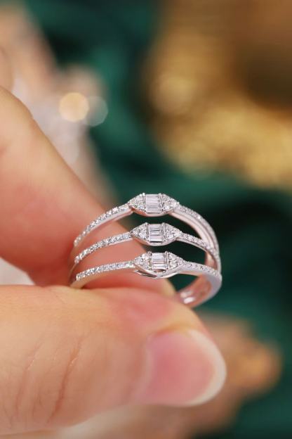 18k gold inlaid with natural diamond 0.26ct