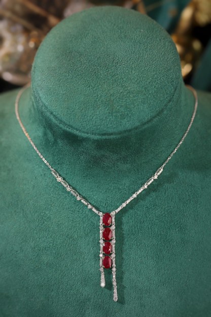 18k gold necklace with  2.40-carat natural ruby and  0.75-carat natural diamond.