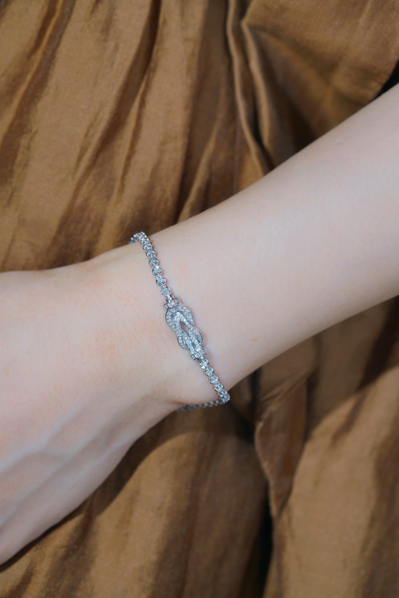 18k bracelet with a full circle of 0.75ct diamonds – Fred Bracelet