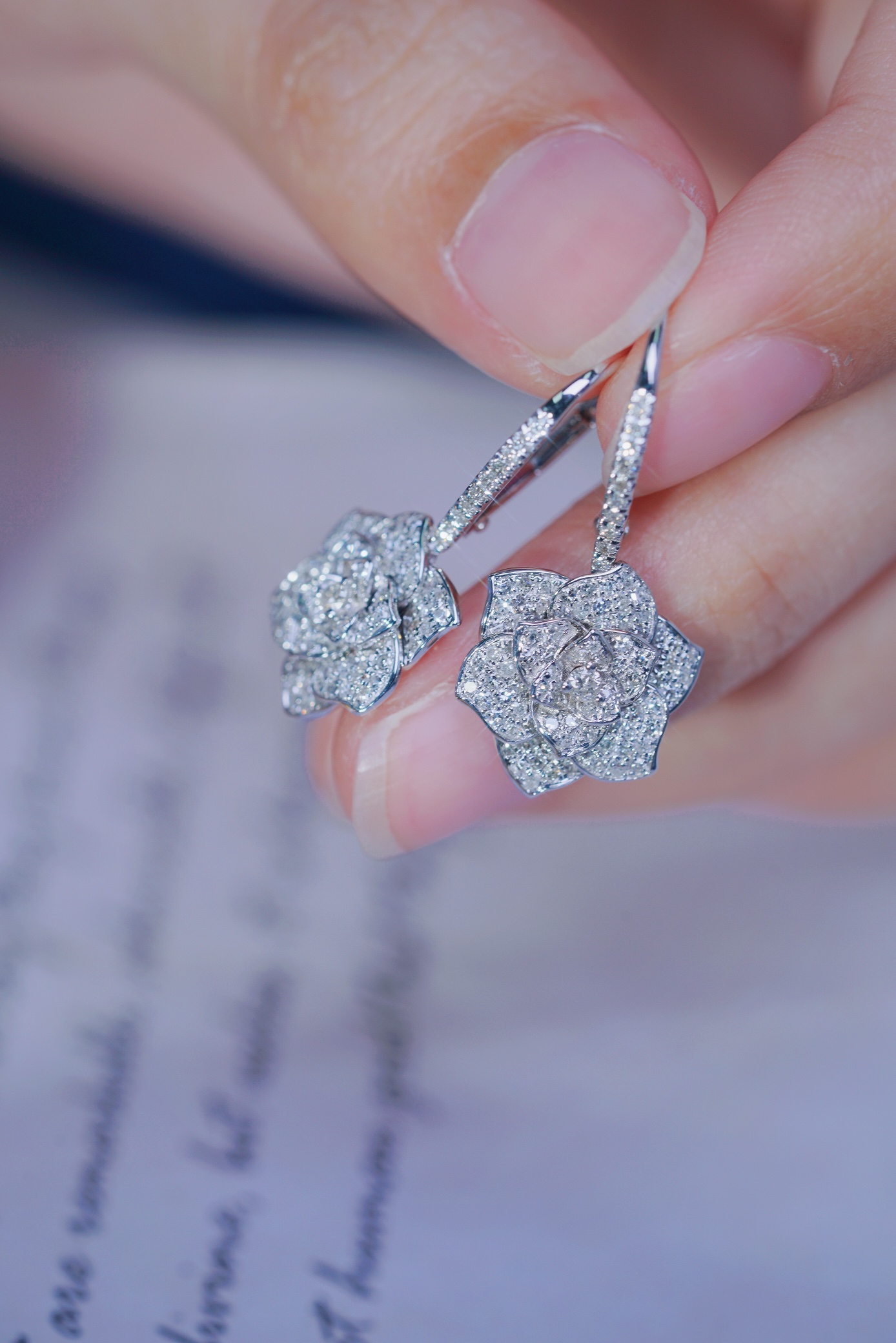 18K Gold Natural Diamond Stud Earrings | Cluster-Set 0.80CT Diamonds flowers roses