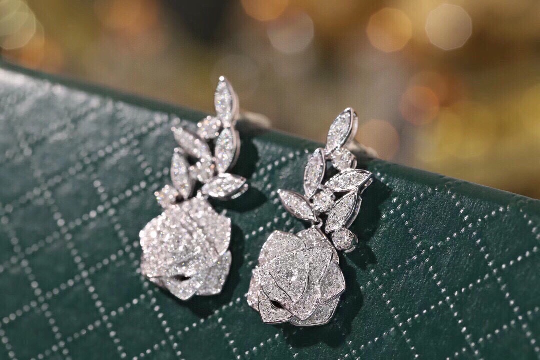 18K Gold Natural Diamond Stud Earrings | Cluster-Set 1.06CT Diamonds flowers roses