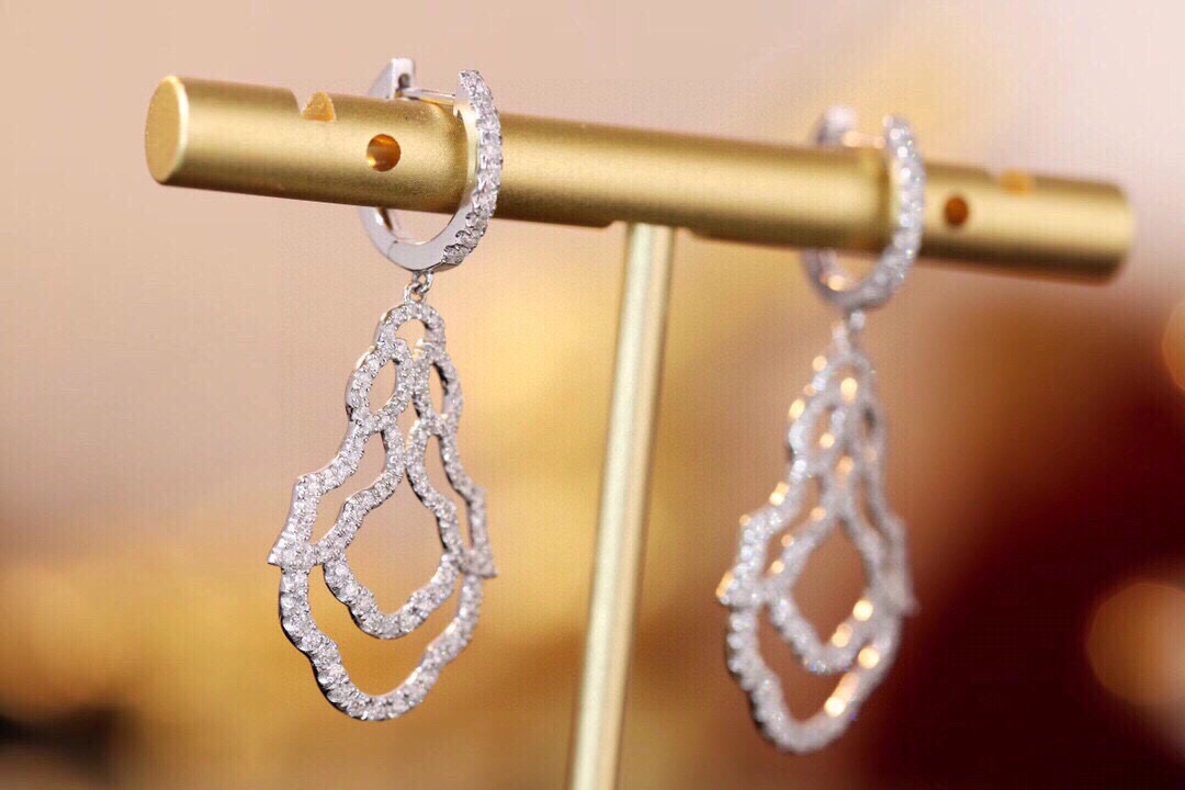 18K Gold Natural Diamond Stud Earrings | Cluster-Set 0.80 CT Diamonds