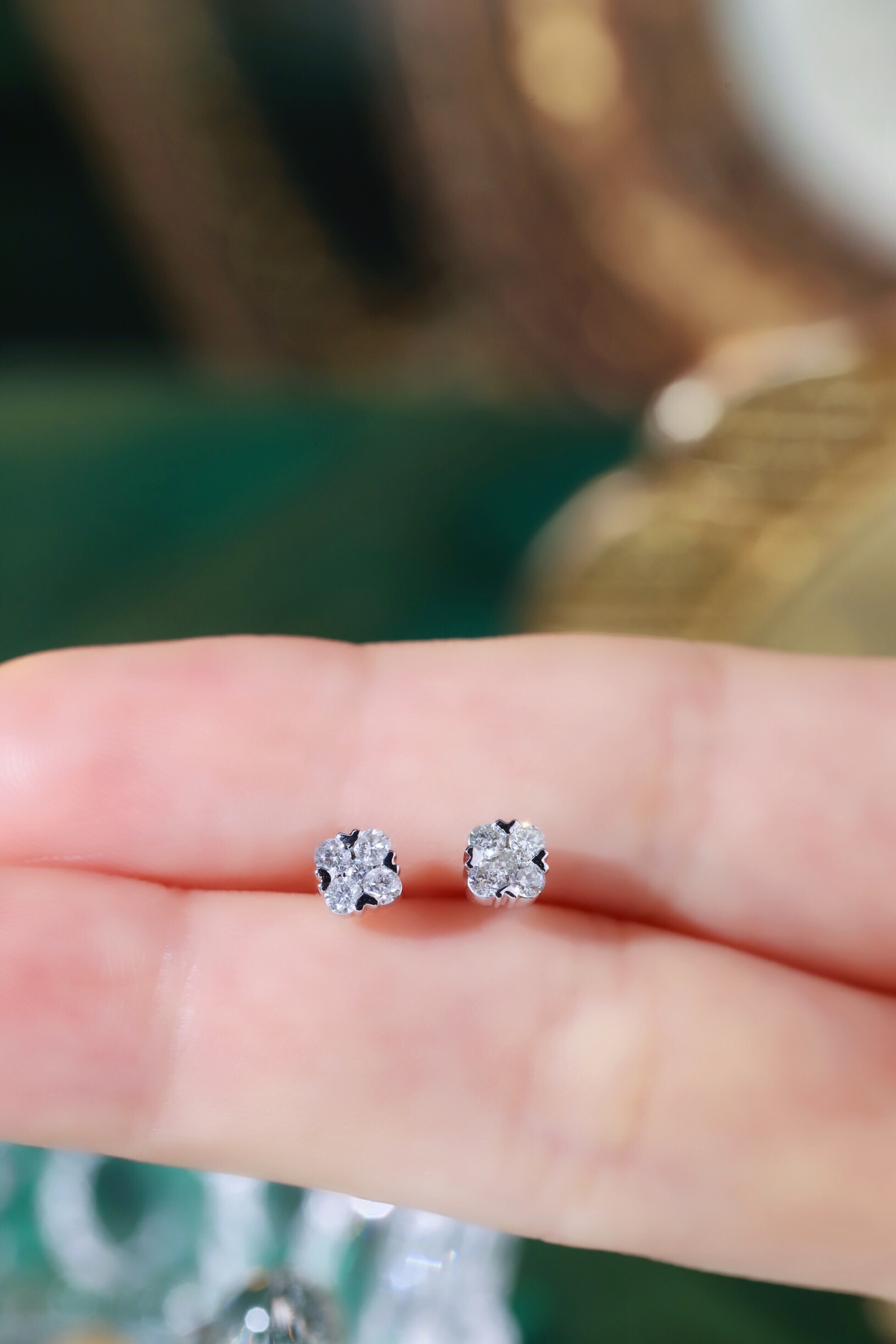 18K Gold Natural Diamond Stud Earrings | Cluster-Set 0.30CT Diamonds 