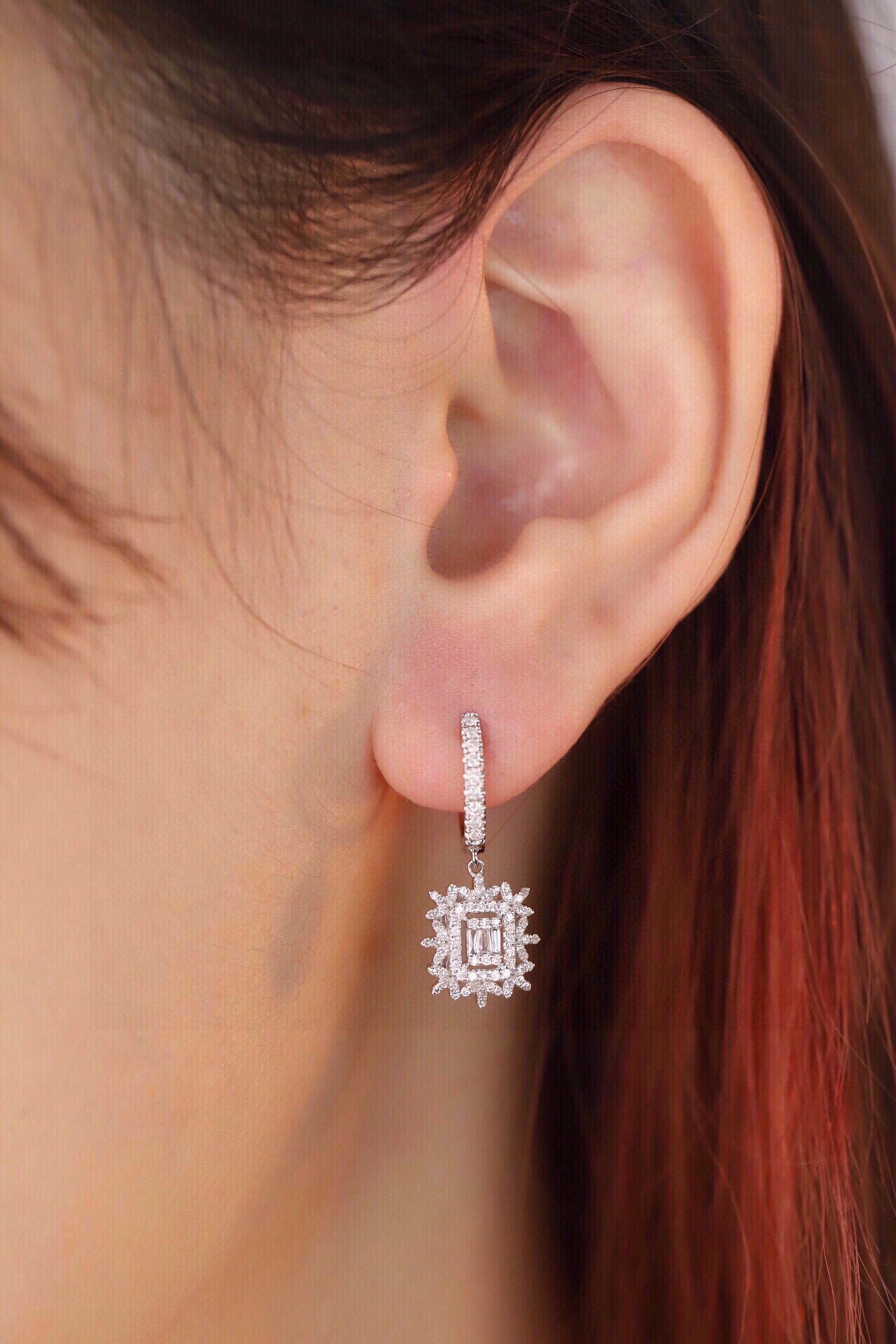 18k Gold Earrings, Studded with 0.60ct Natural Diamond 