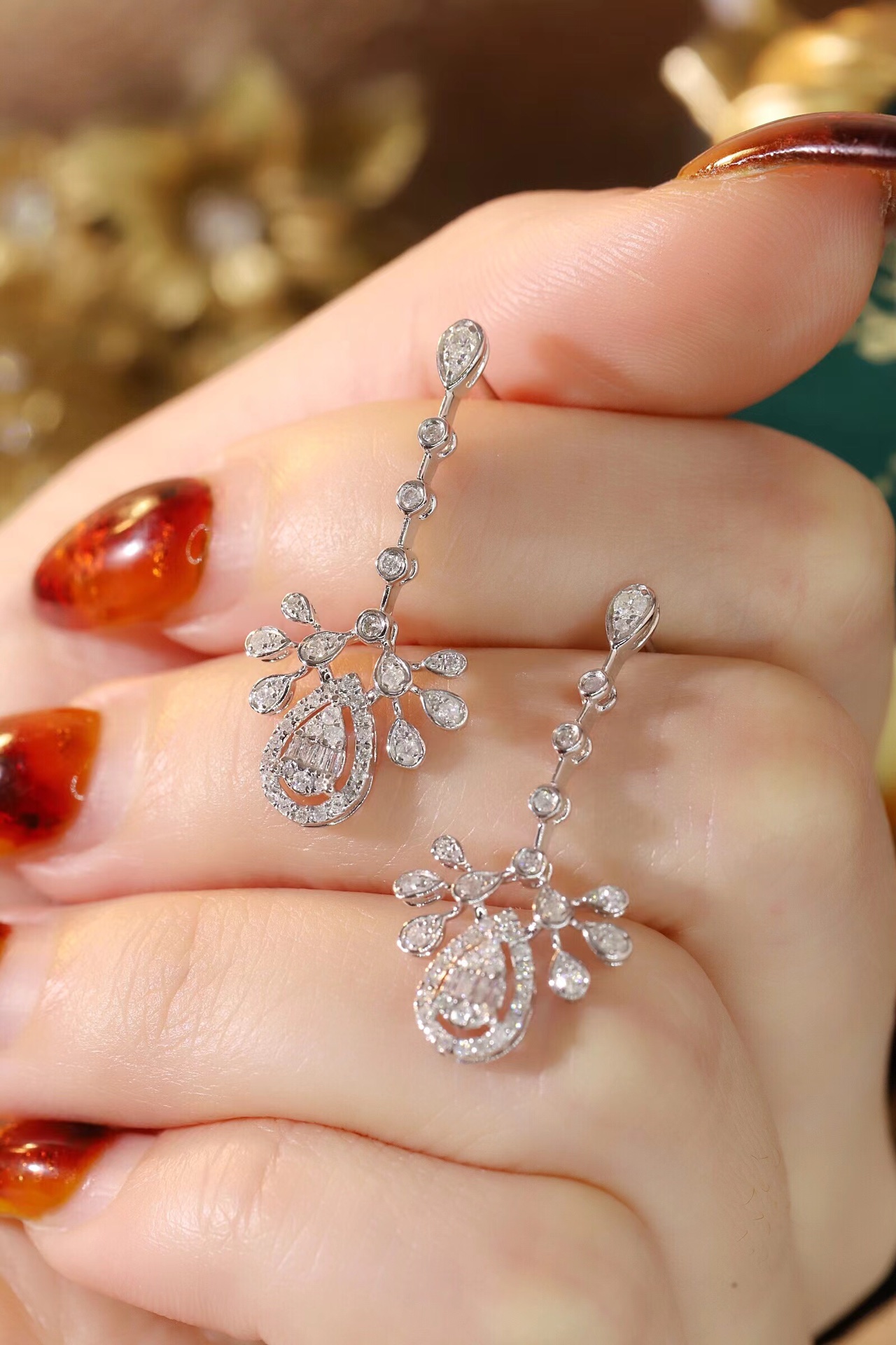 18k Gold Earrings, Studded with 0.60ct Natural Diamond 