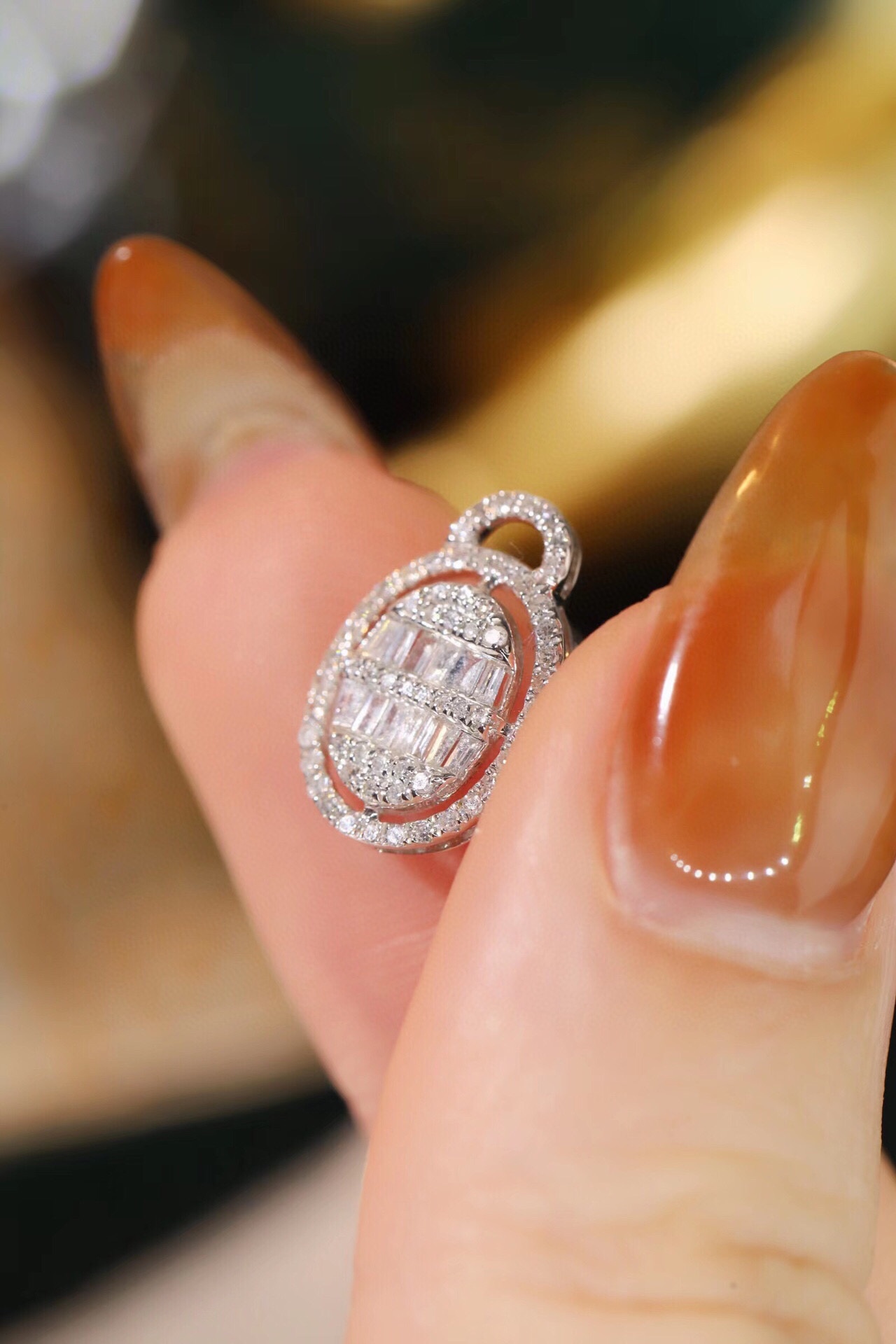 18k Gold Earrings, Studded with 0.60ct Natural Diamond 