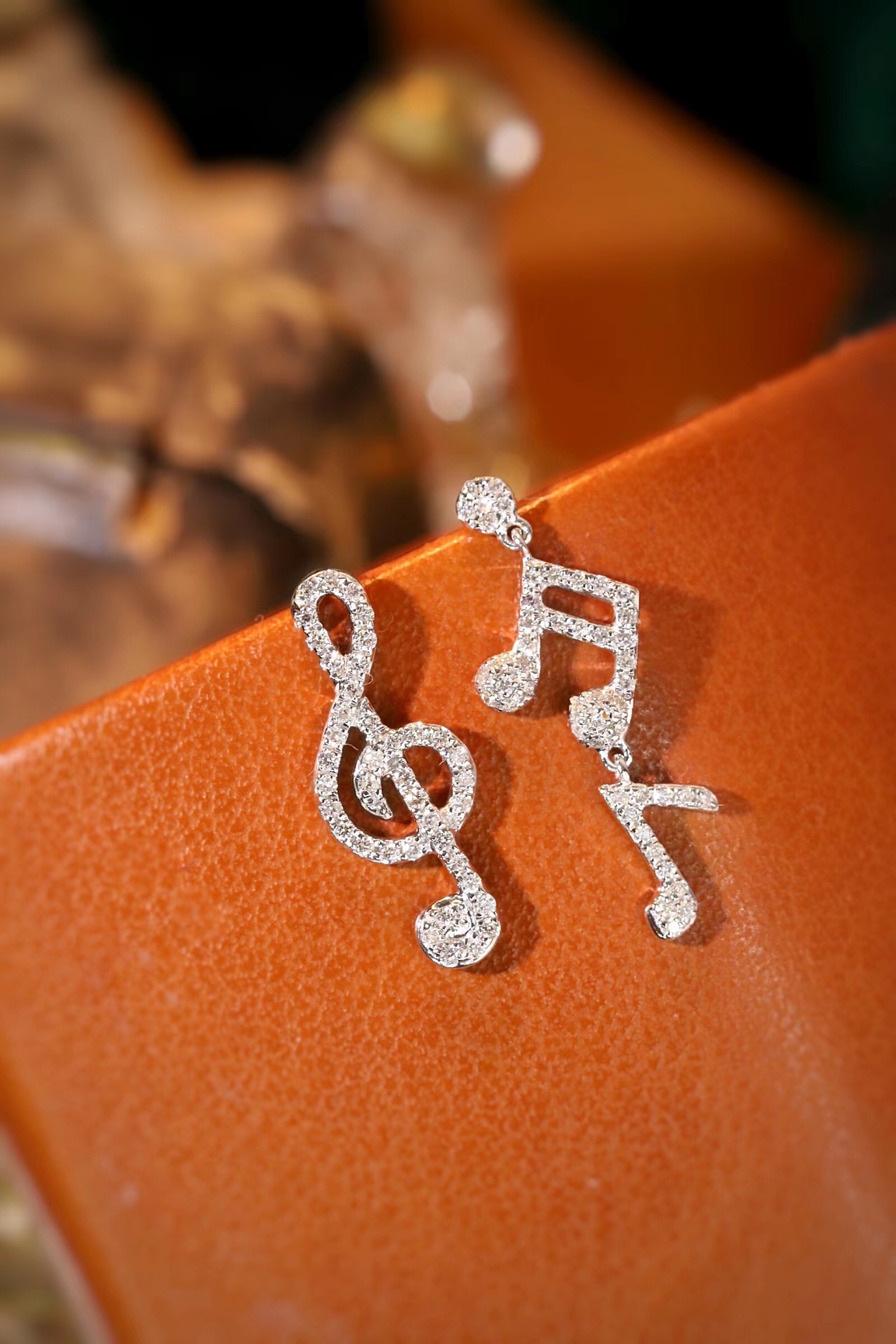 18k Gold Earrings Studded with 0.36ct Natural Diamond