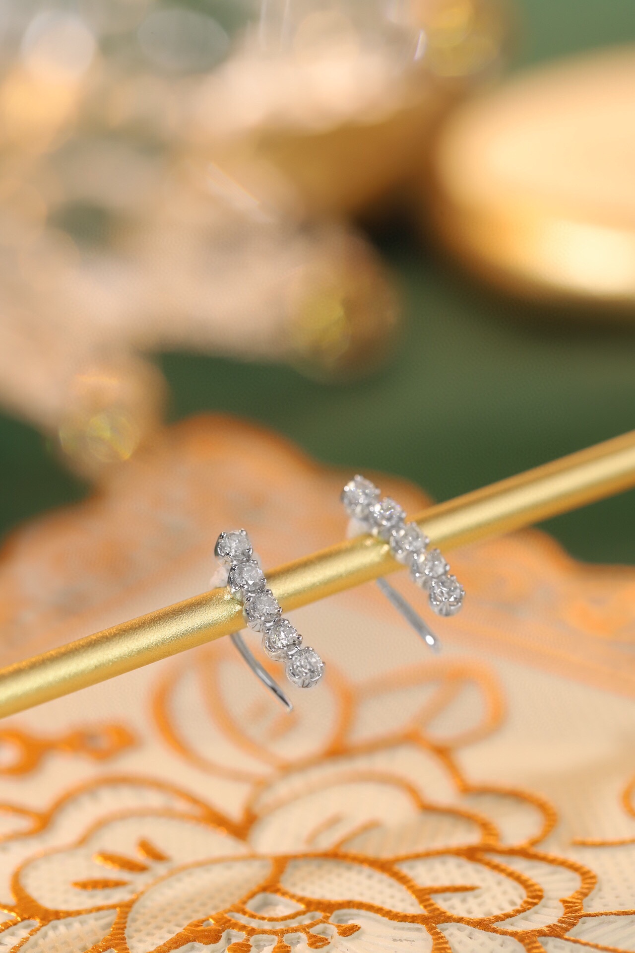 18k Gold Earrings Studded with 0.30ct Natural Diamond