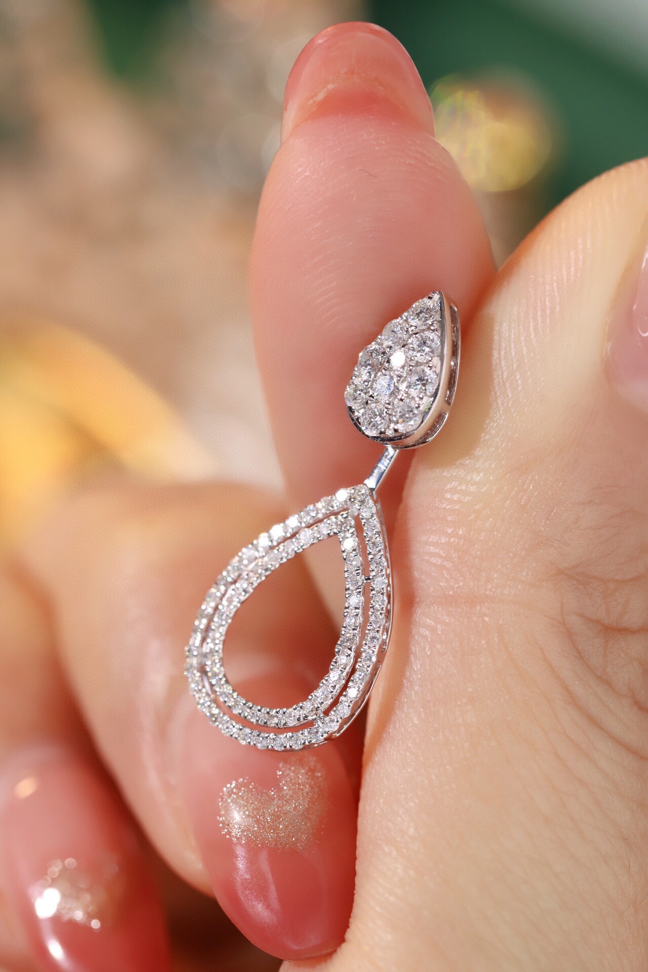 18k Gold Earrings with Three Wearing Styles, Inlaid with 1.00ct Natural Diamonds