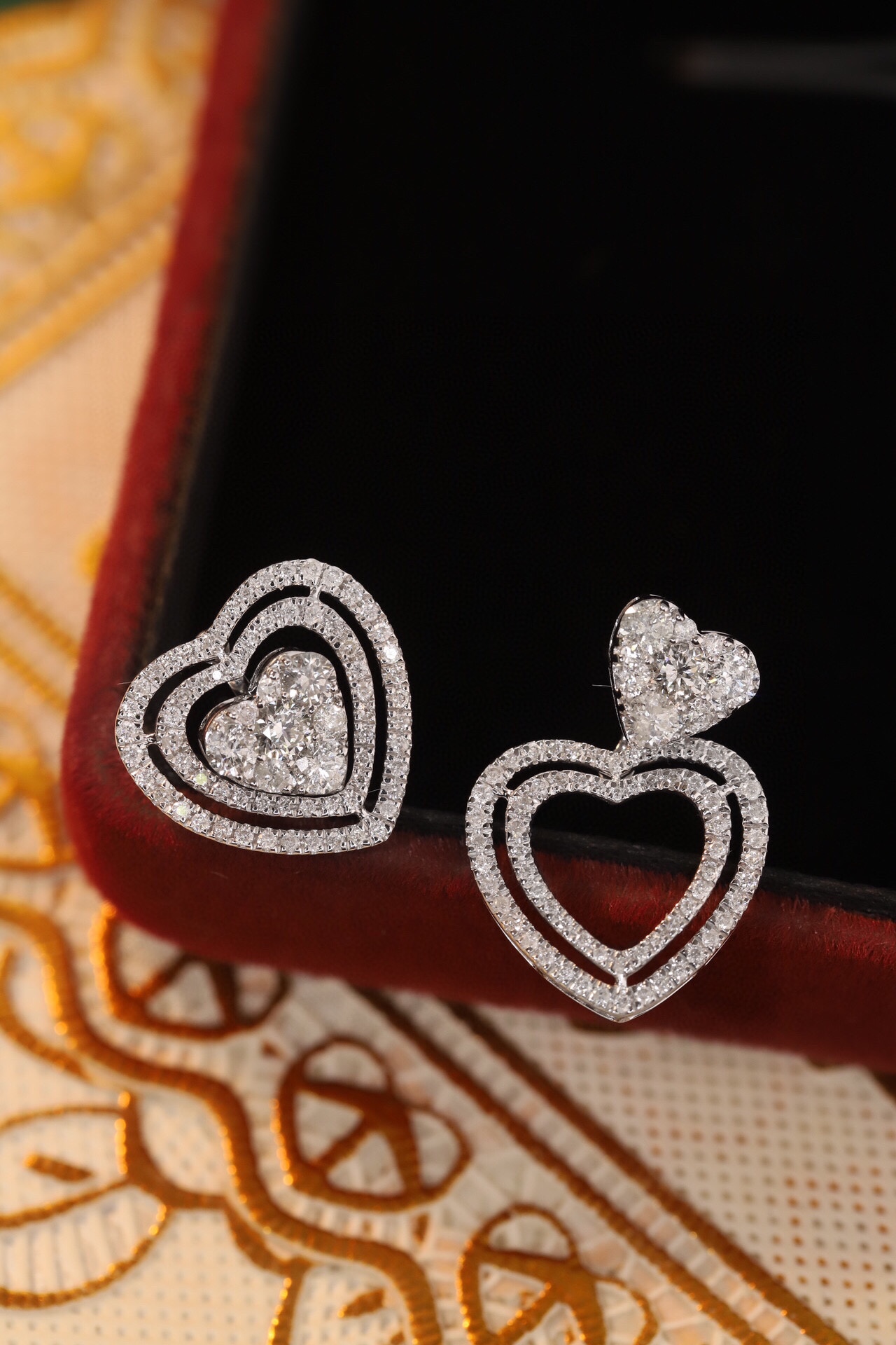 18k Gold Earrings with Three Wearing Styles, Inlaid with 1.00ct Natural Diamonds 