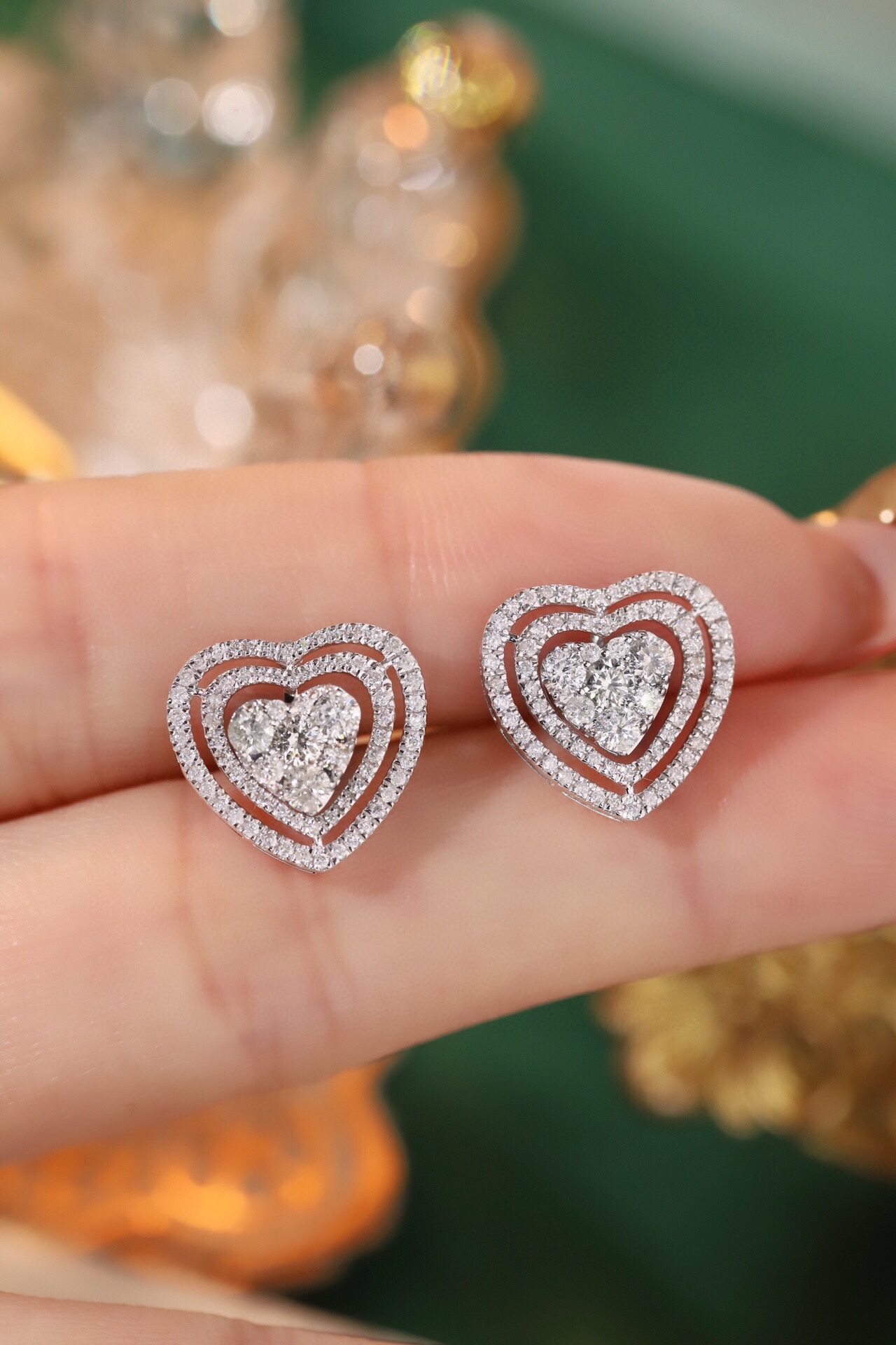 18k Gold Earrings with Three Wearing Styles, Inlaid with 1.00ct Natural Diamonds 