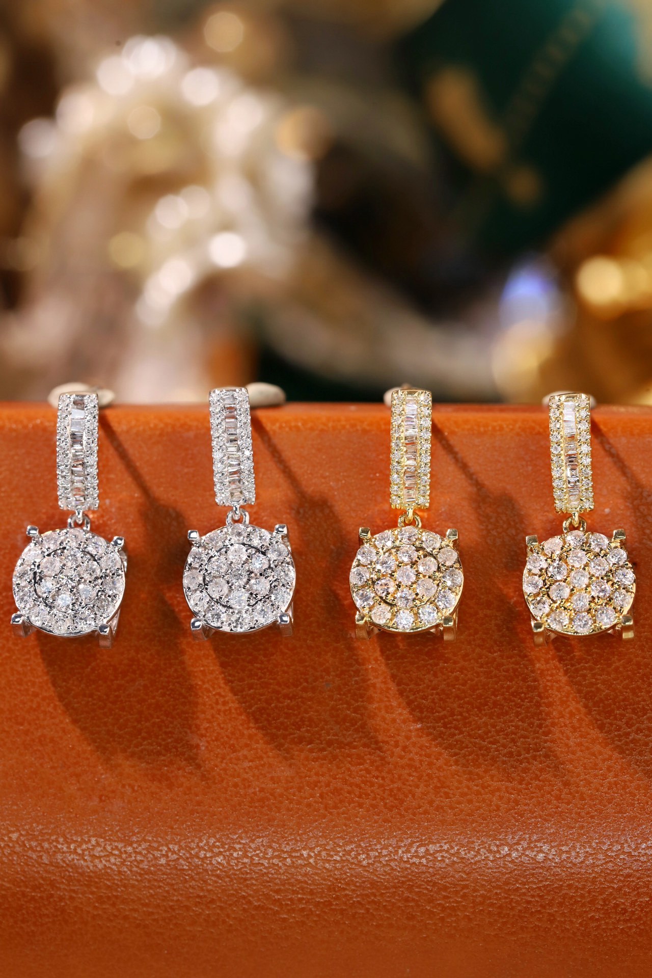 18k Gold Earrings Studded with 0.76ct Natural Diamond