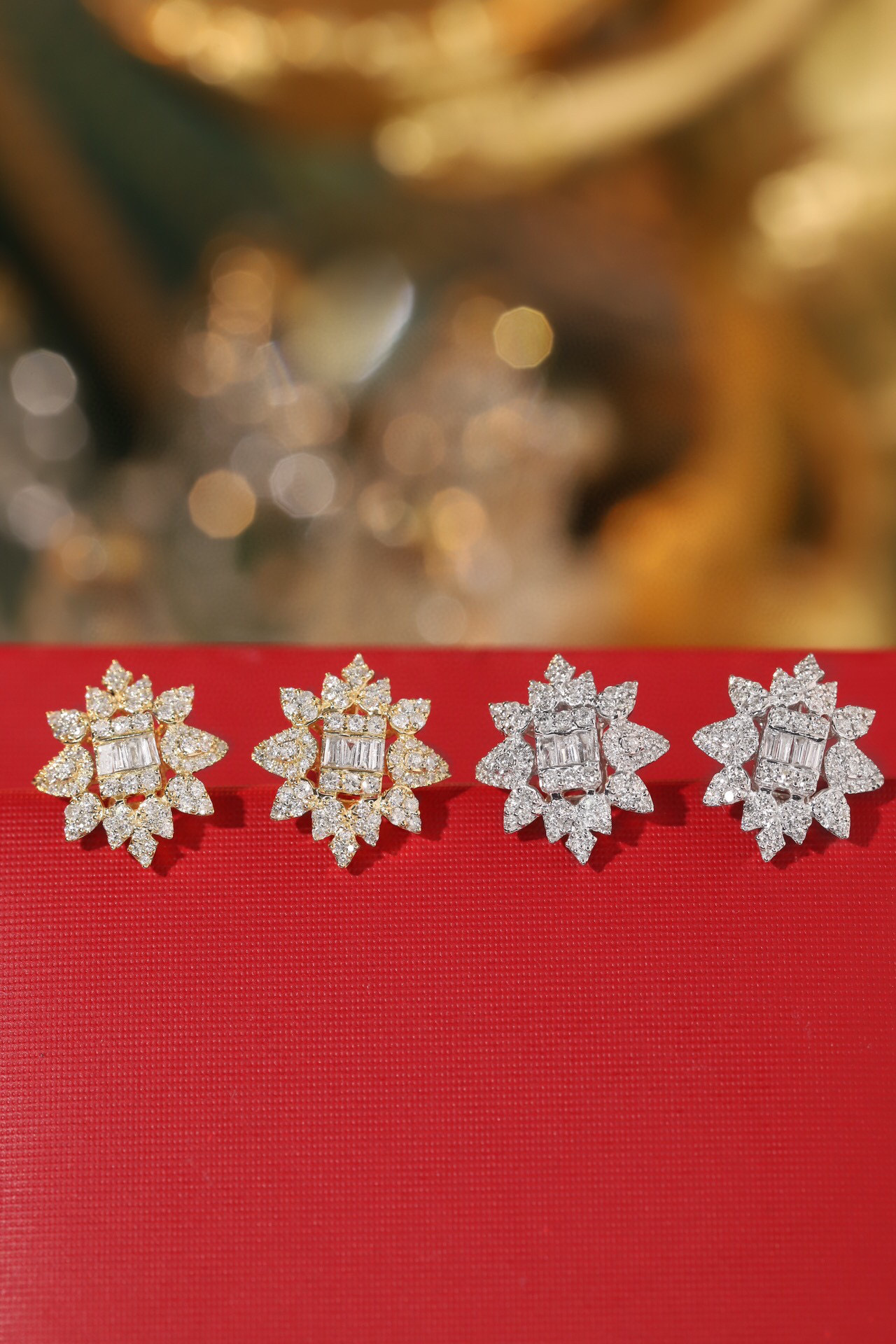 18k gold earrings set with 0.60ct natural diamond