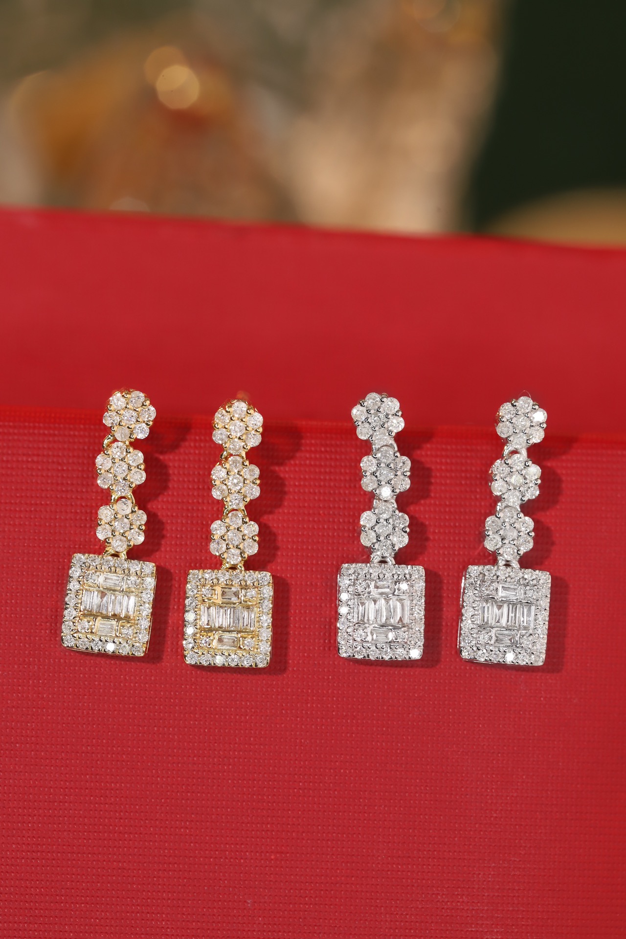 18k gold earrings set with 0.50ct natural diamond