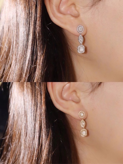 18k Gold Earrings Set with a 0.70ct Natural Diamond