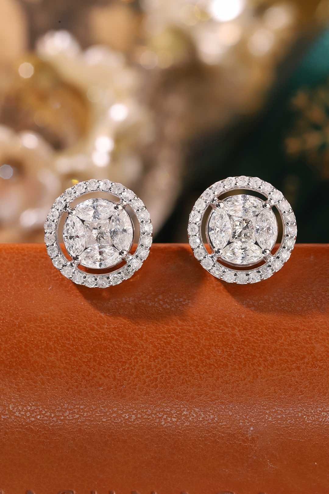 18k Gold Earrings Set with Marquise and Princess Cut Diamonds