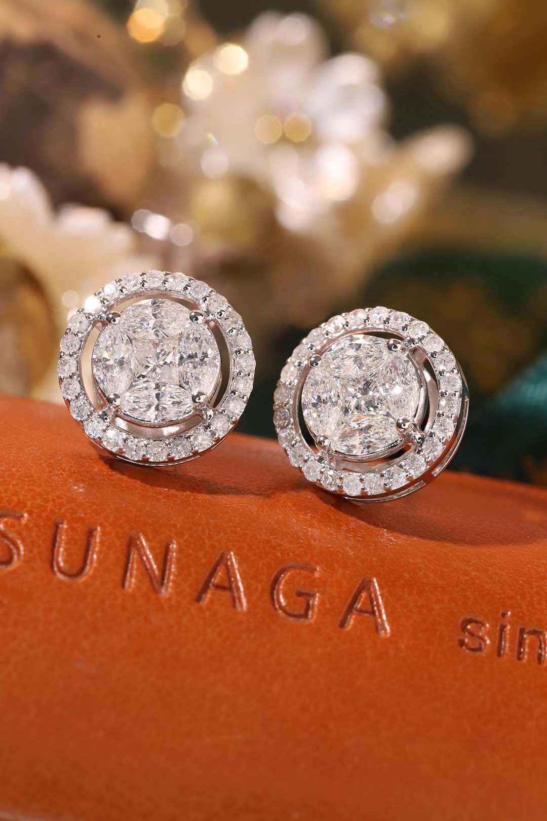 18k Gold Earrings Set with Marquise and Princess Cut Diamonds