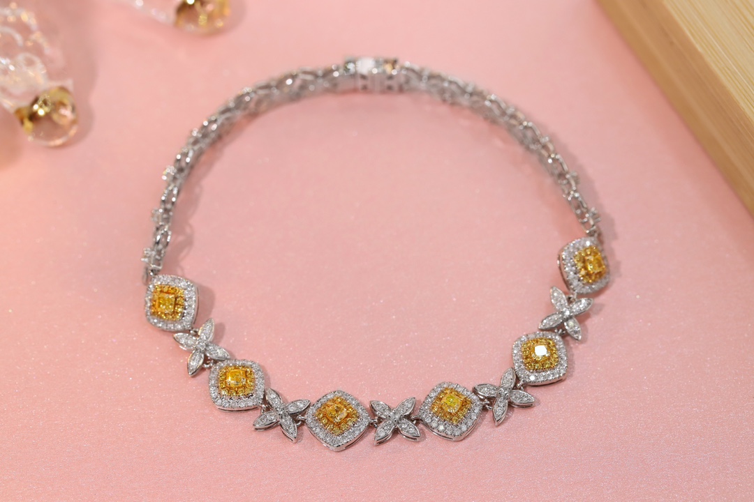 18K Gold Bracelet, Yellow Diamond Bracelet, Luxurious Diamond-Studded Bracelet with 2.50ct Diamonds