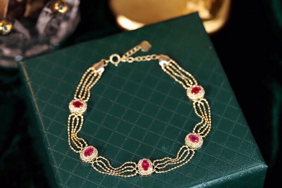 18k Gold Bracelet, Ruby Bracelet, Oval Ruby 1.50ct, Natural Diamond 0.65ct