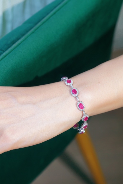 18k Gold Bracelet, Ruby Bracelet, Oval Ruby 6.00ct, Natural Diamond 1.90ct