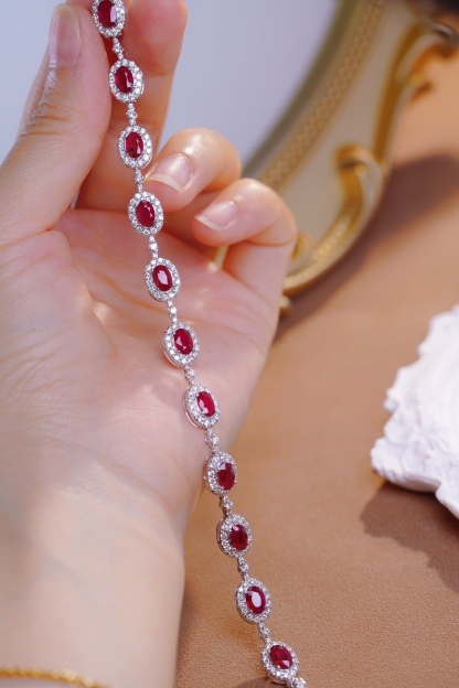 18k Gold Bracelet, Ruby Bracelet, Oval Ruby 5.00ct, Natural Diamond 2.00ct